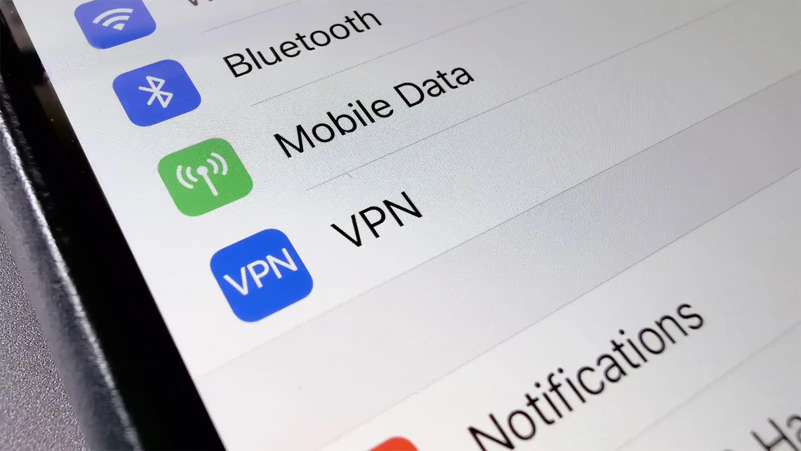 iOS VPN Data Leaks
